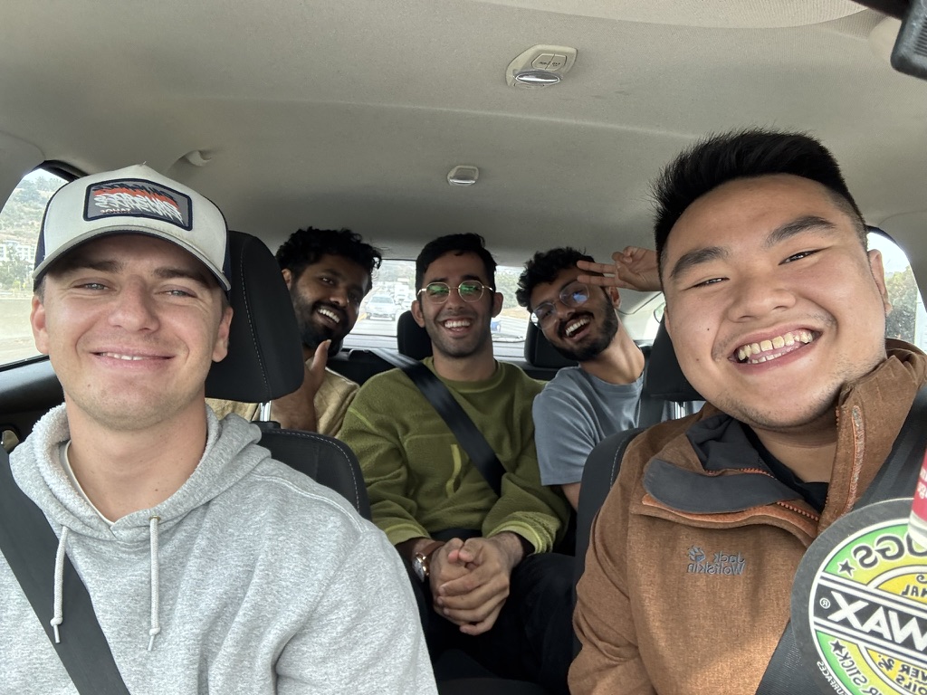 expressive robot gang